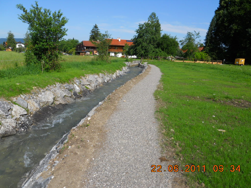 Gemeinde Benediktbeuern - Ausbau des Mühlbach mit Wasserbausteinen
