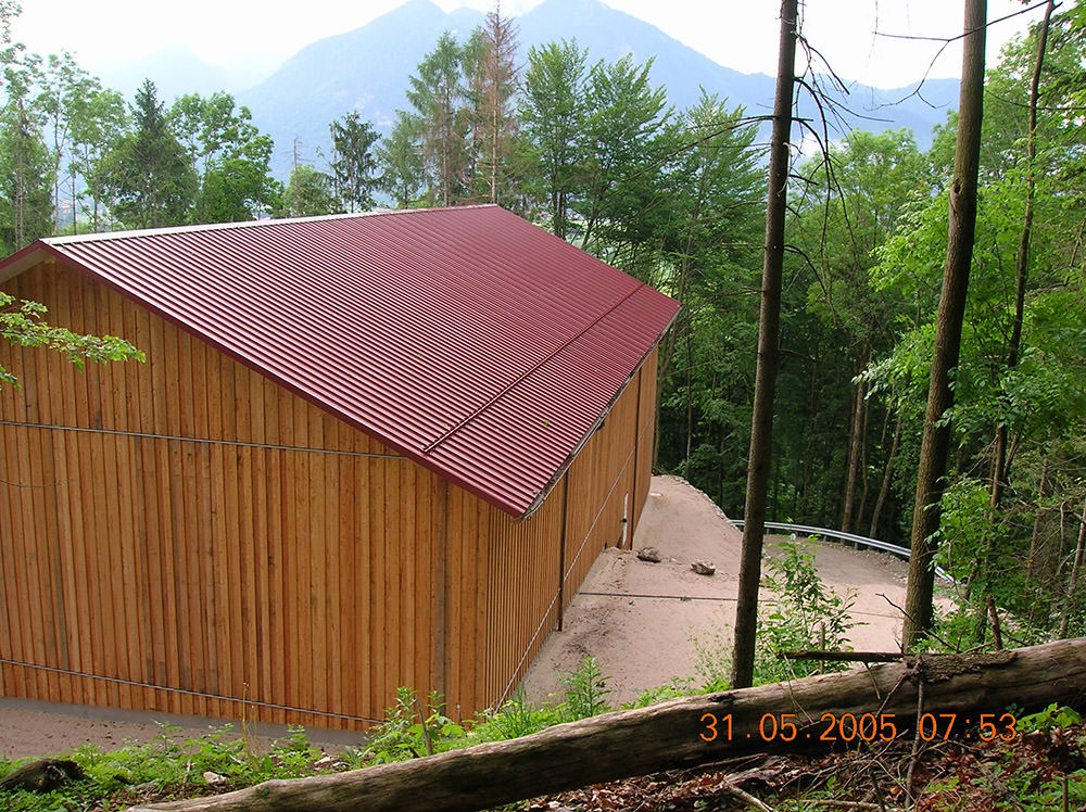 Markt Grassau - Hochbehälter für die Wasserversorgung - Holzgebäude