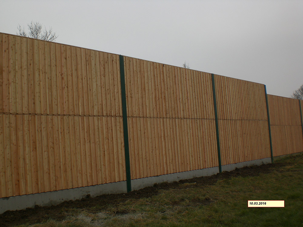 Wiederhergestelle Lärmschutzwand Reitmehring